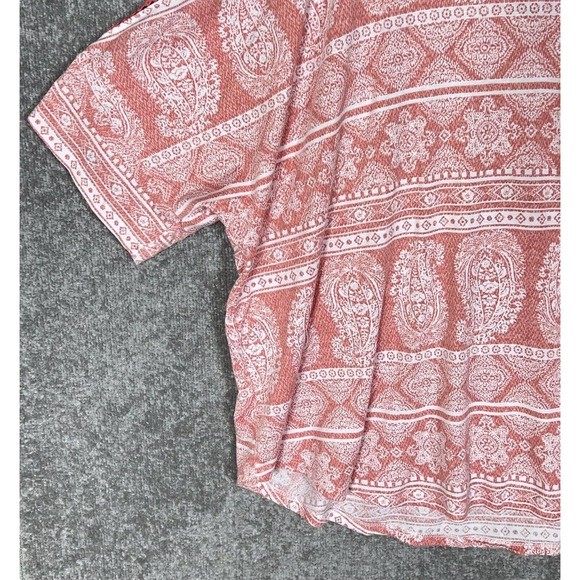 Absolutely Famous Dolman Cutout Sleeve Paisley V-Neck Top Women Size 3X Stretch - Picture 9 of 15